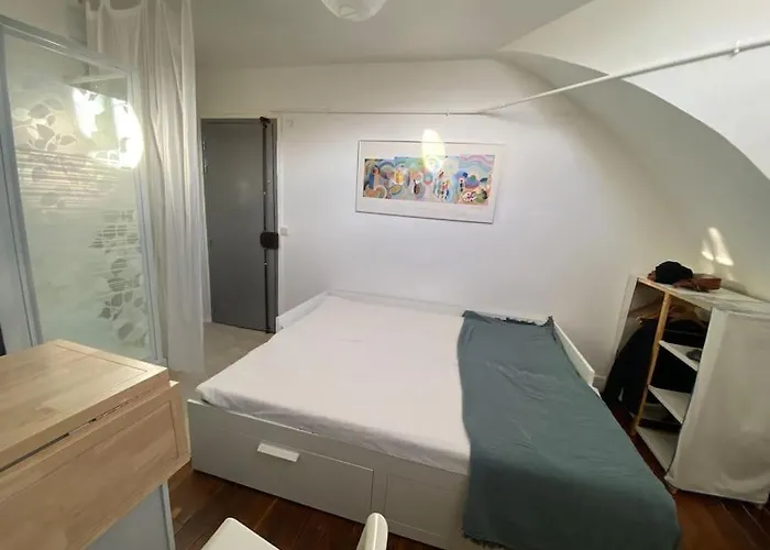 Studio Cosy Et Central Sous Les Toits De Paris